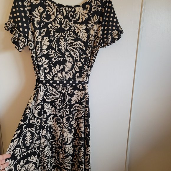 Ladies Dress Black and Brown - Picture 2 of 2